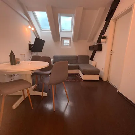 홈스테이 Giulia's 류블랴나