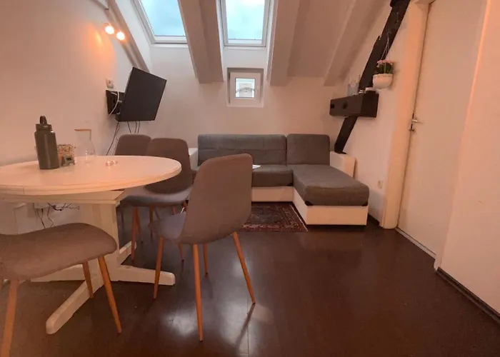 Nastanitev v družini Giulia's Ljubljana